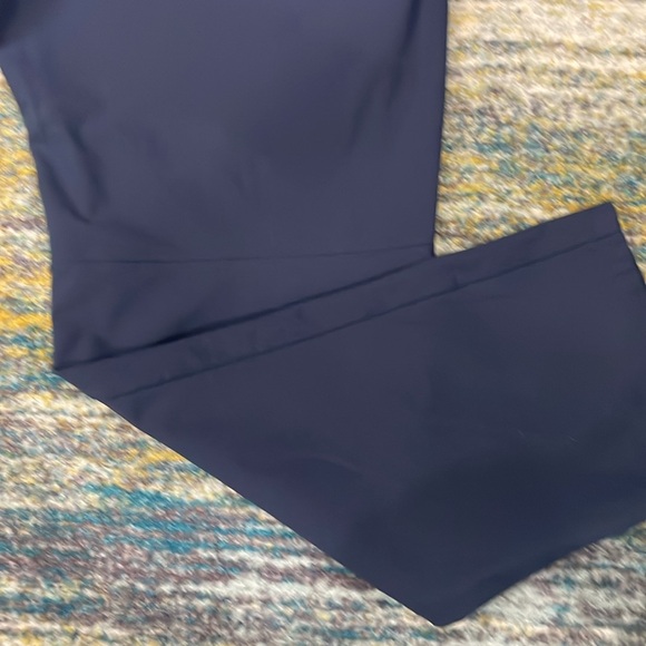 Like New Lululemon Commission Pant Classic Fit Men’s 38”x 30” TRNV - True Navy - Picture 9 of 16